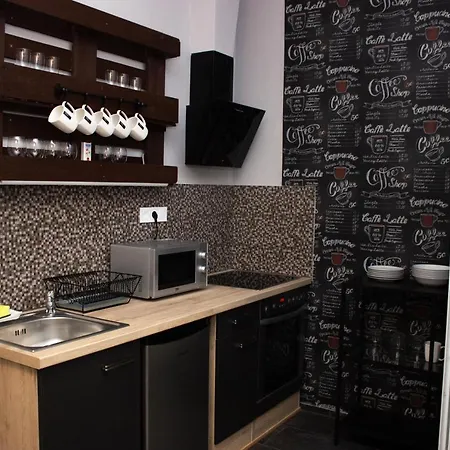 Black Stilt B2 Apartment Debrecen